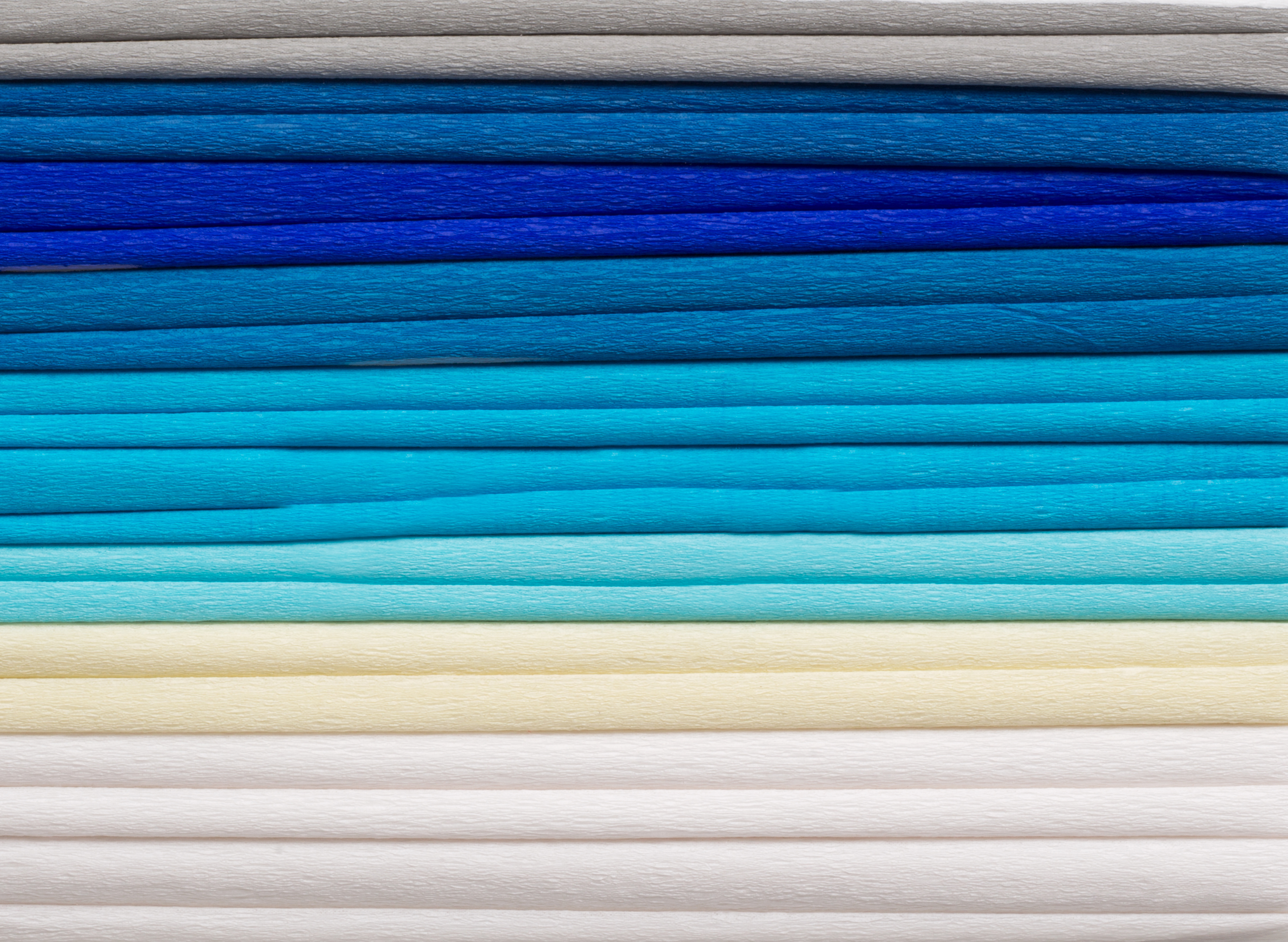 Bibuła marszczona 25x200 cm, 10 rolek, 8 kolorów | espryciarze.pl |Kup teraz!